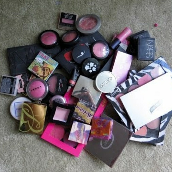 10 piece NEW HIGH END MAKEUP MYSTERY - Picture 3 of 3